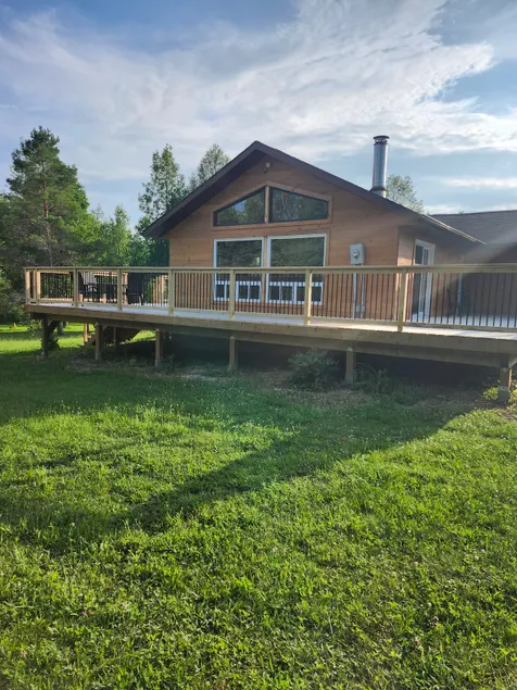 Townsend Lake Cottage - Image 1
