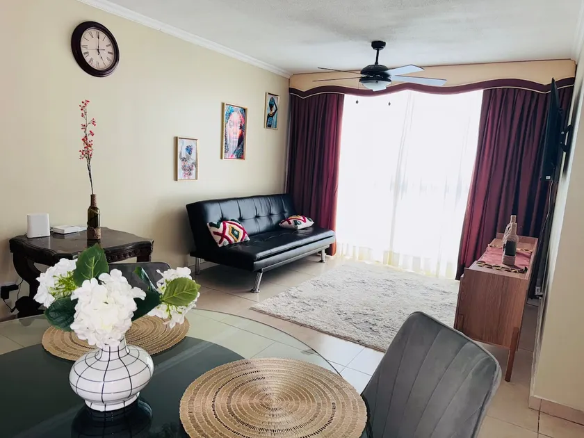 Luxurious central apartment - Image 1