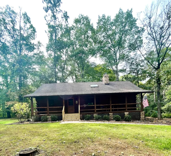 Cabin Hill - Image 1