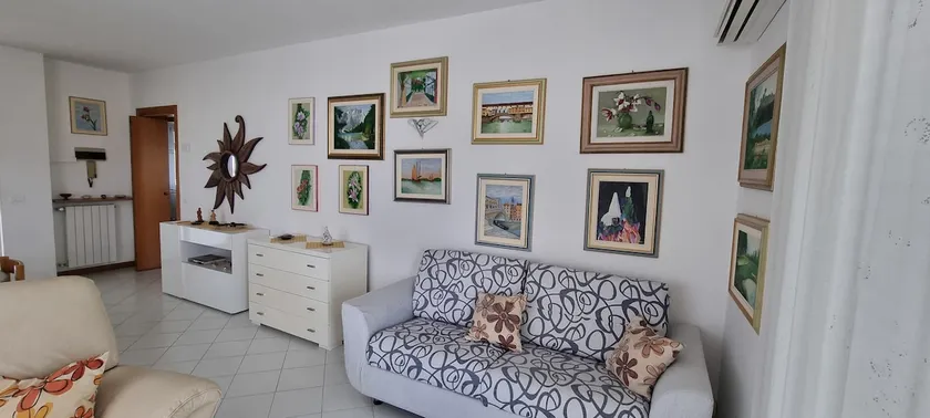 Elisa's Vacation Home - Image 1