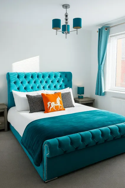 Modern 3-Bedroom House | Perfect Stockton Stay - Image 1