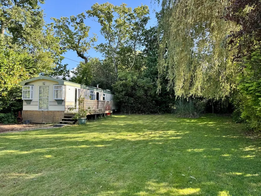 Static caravan - Image 1