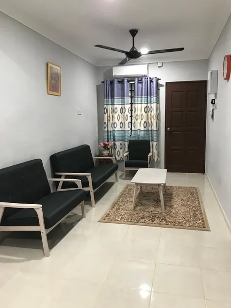 ZW Homestay, Home in Chukai, Kemaman - Image 1