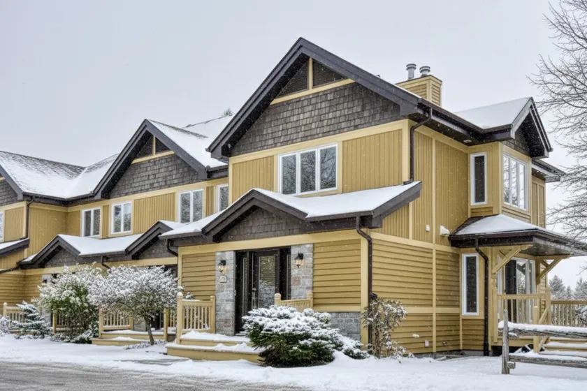 Tremblant Golfside Chalet | Top location - Image 1