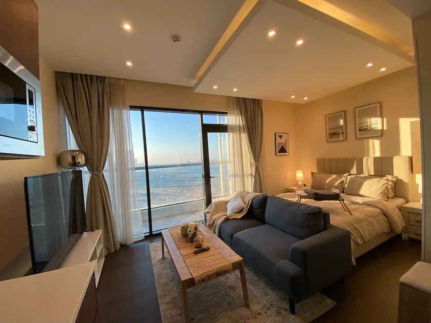 Cozy studio With Balcony and sea view - Image 1