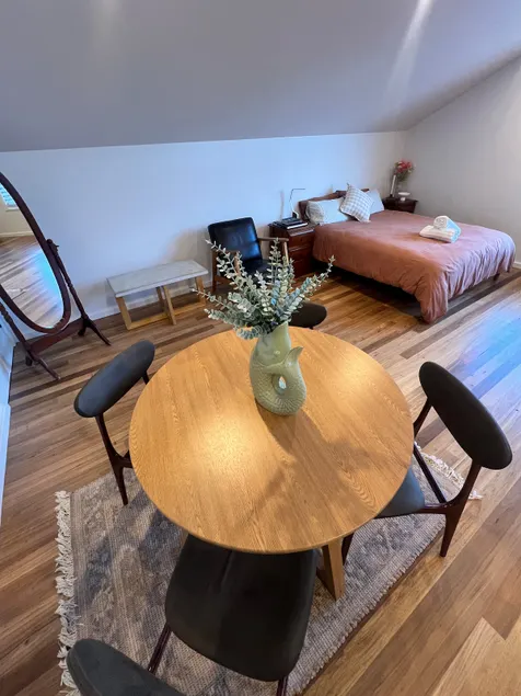 Light and bright studio stay - Image 1