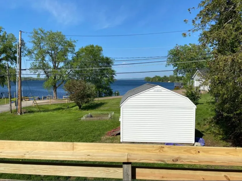Lake Escape! 2BR 2BA lake home! - Image 1
