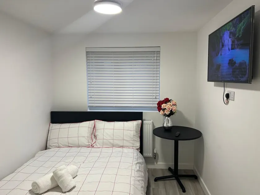 Guest Suite in Milton Keynes - Image 1