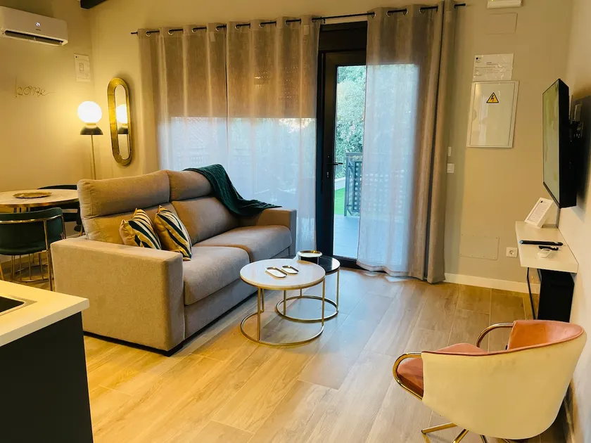 Unique Accommodation in La Vera: Adventure and Relaxation - Image 1