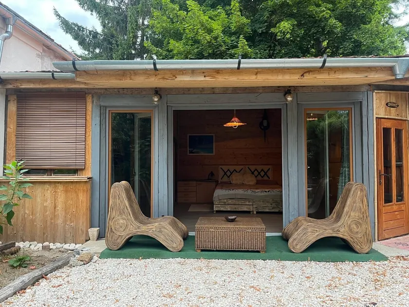 Bamboo Garden House - Image 1