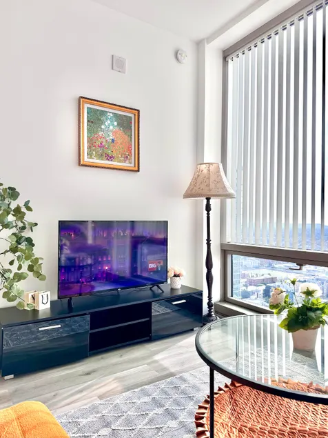 25+ floor Oasis | Sunset& Cityscape | Parking - Image 1