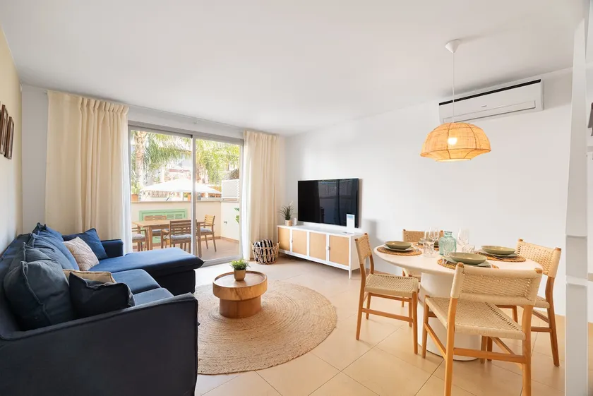 Casa Luz 150m to the beach and pool in El Molinar - Image 1