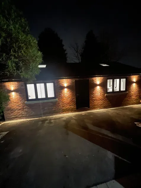 Beautiful new bungalow in Bury - Image 1