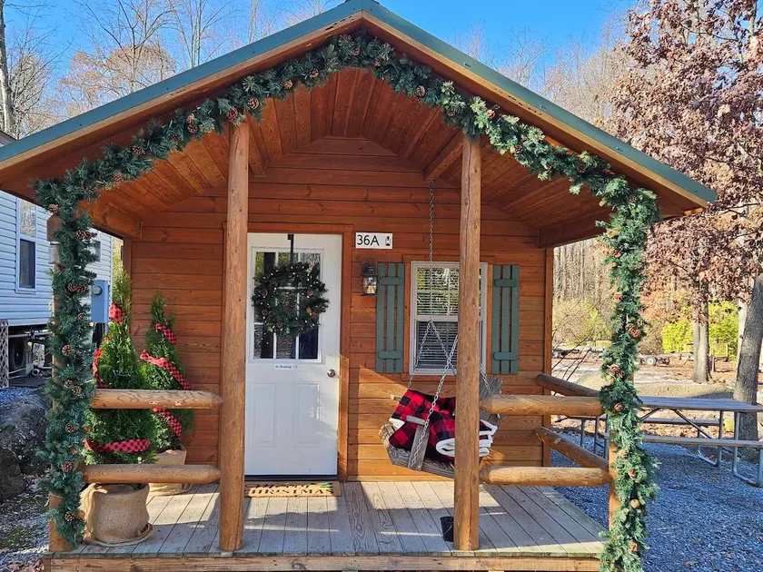 Christmas Getaway Cabin (Adults Only) - Image 1