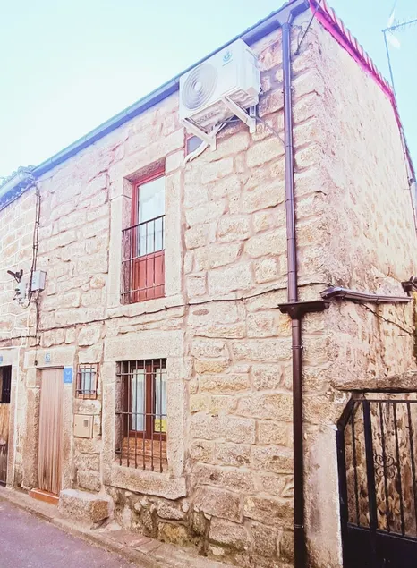 The Stone Cottage - Image 1