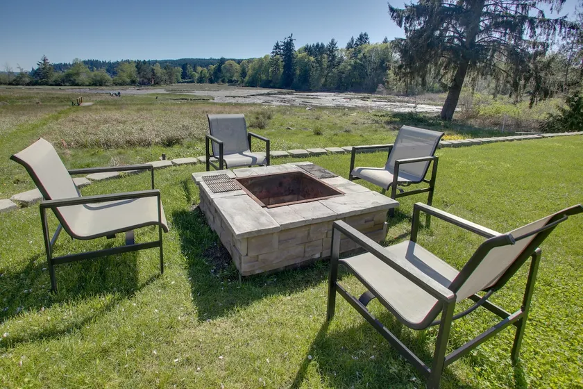 Puget Sound Views, 8.5 Acres! Luxury Outdoor Oasis - Image 1