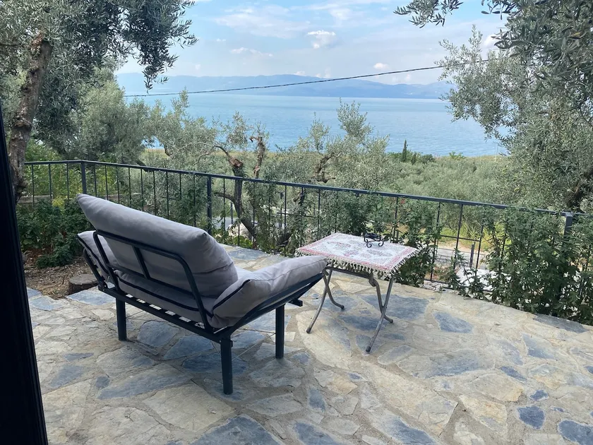 Country House (Lake Iznik) - Image 1