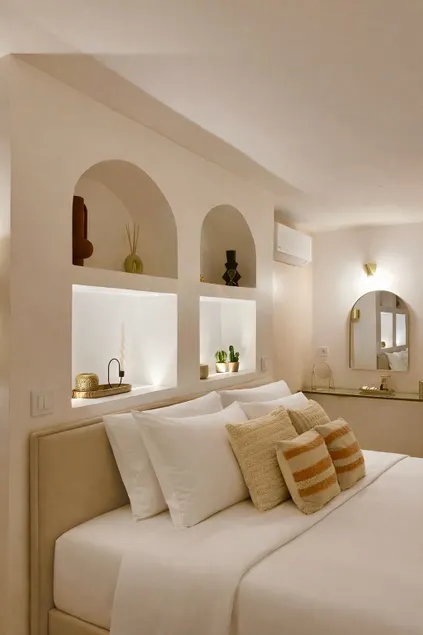 Prestige Spa & Private Pool Suite - LikeaDreamRoom - Image 1