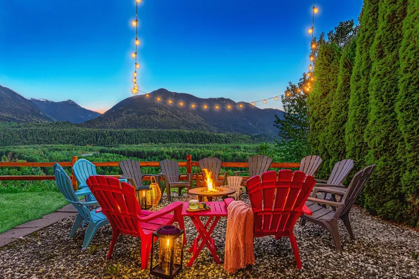 RidgeTop | Sleeps 16 Comfortably | 2 Kitchens - Image 1