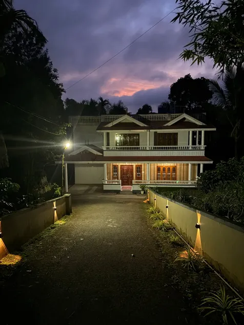 The Nilgiri's Home #001 - Image 1
