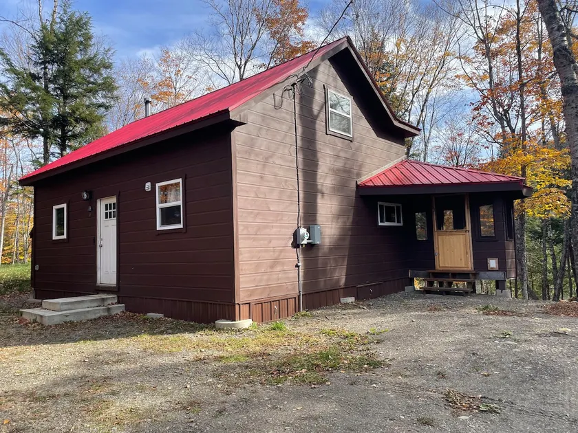 Timoney Lake Cottage - Image 1