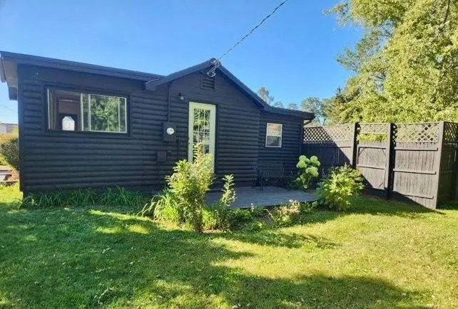 Maple Cottage - Image 1