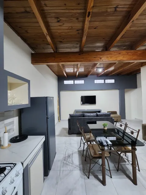 Downtown Maipú apartment, on the wine route, for 4 people. - Image 1