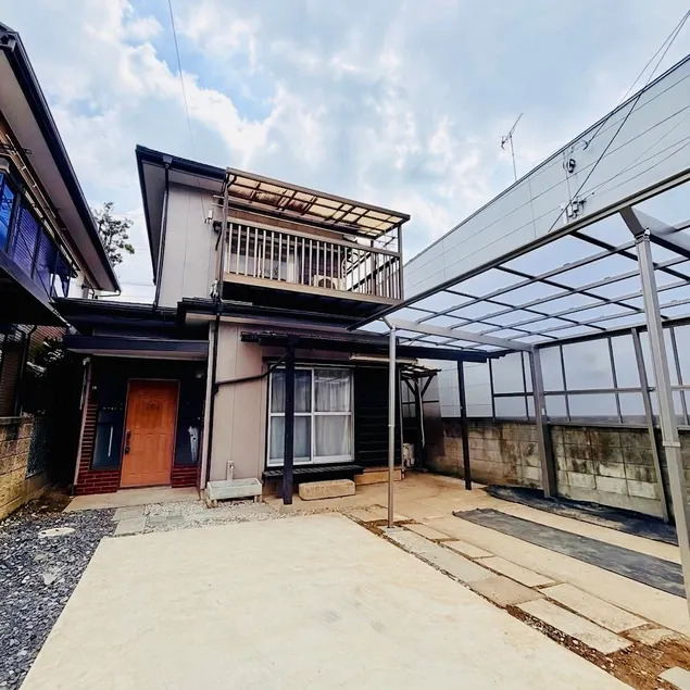 The whole house is available! 2-minute walk to the station, sleeps up to 7 people, and can park 2 cars! Also for sightseeing in Tokyo and Disney - Image 1
