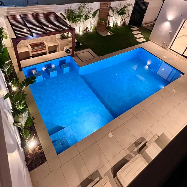 Balinese-style villa - Image 1
