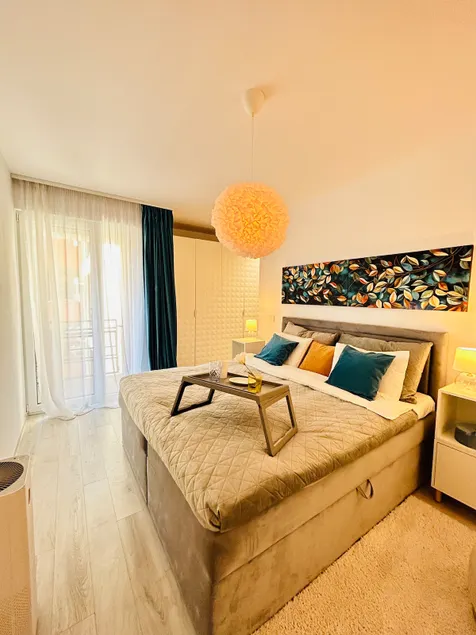 Sunny & peaceful chic retreat - Image 1