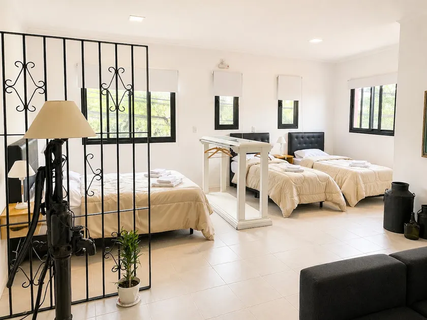 600 meters to downtown | Smart TV | Wi-Fi | Complimentary snacks - Image 1
