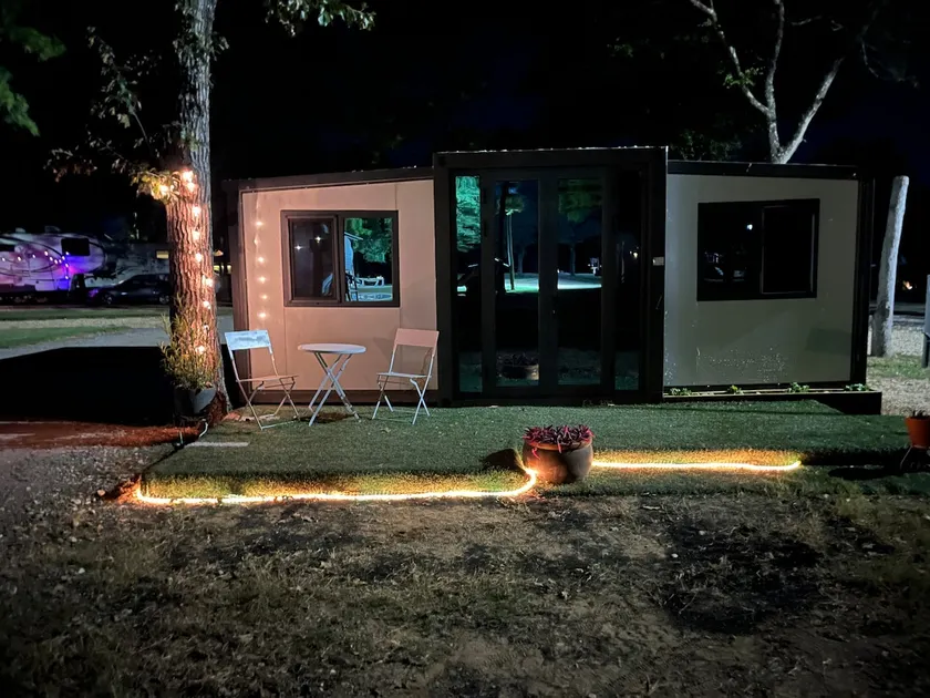 OWT cabin - Image 1