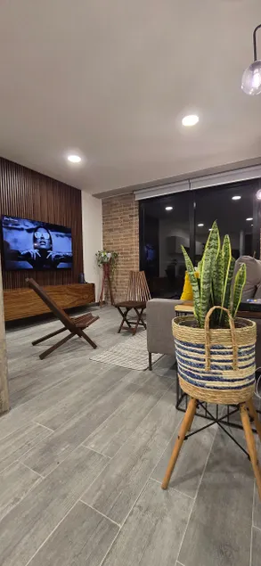 Modern, Comfortable and Cozy - Image 1