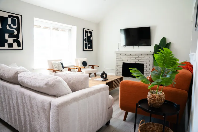 Dual Master Suites | Extended Stays| Large Groups - Image 1