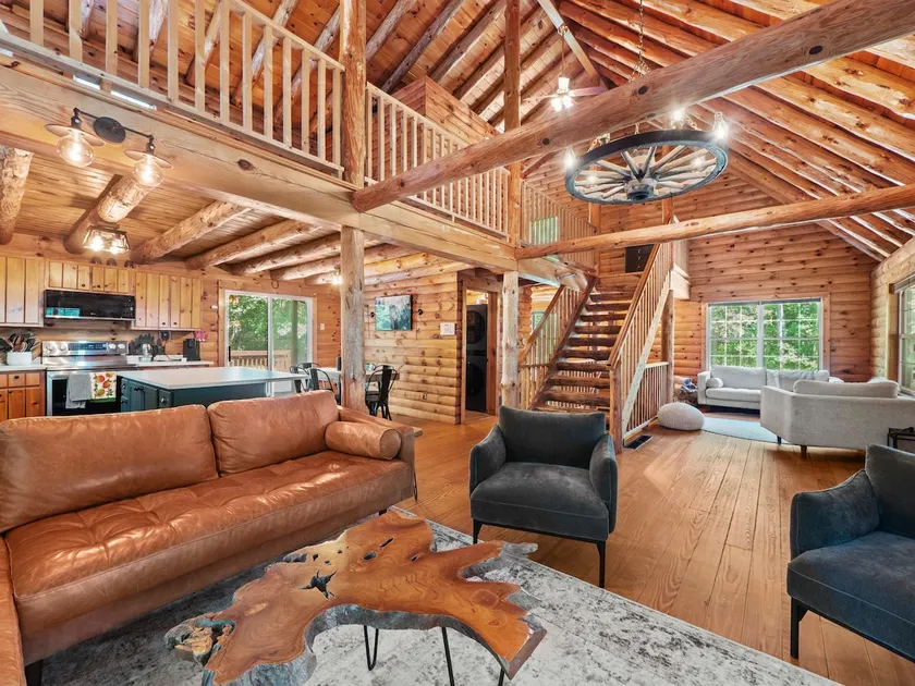 Log Cabin Retreat - Image 1