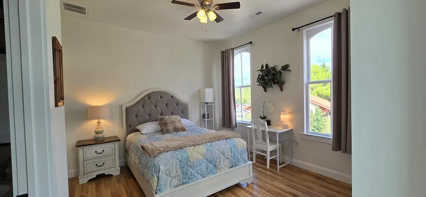 Downtown Apt.1 • 2BR/2BA• Near Park/River• Private - Image 1