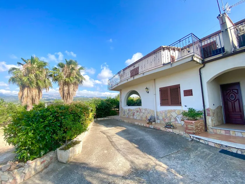 Villa Green near Cefalù (1km from the sea) - Image 1