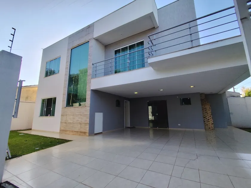 Beautiful townhouse, comfortable, clean and spacious garage - Image 1