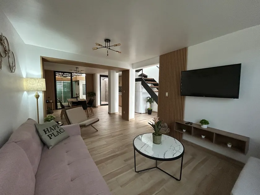 Casa Pachuca, excellent location - Image 1