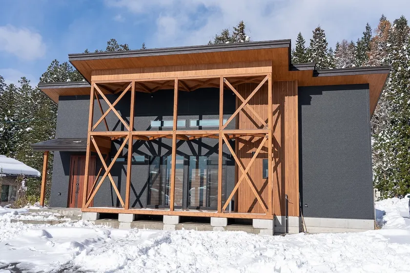 Yamanoyu House with a Finnish sauna - Image 1