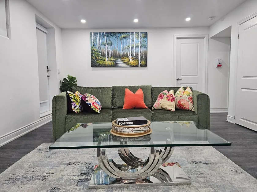 Cozy Spacious 2 bedrooms - Image 1