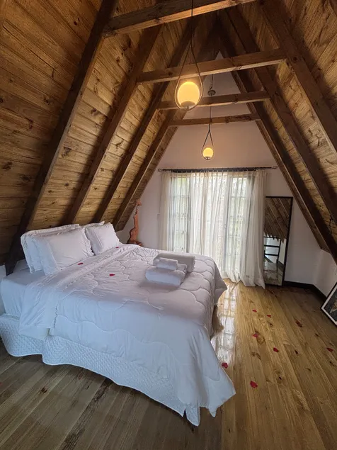 Paris Chalet w/ Whirlpool - Image 1