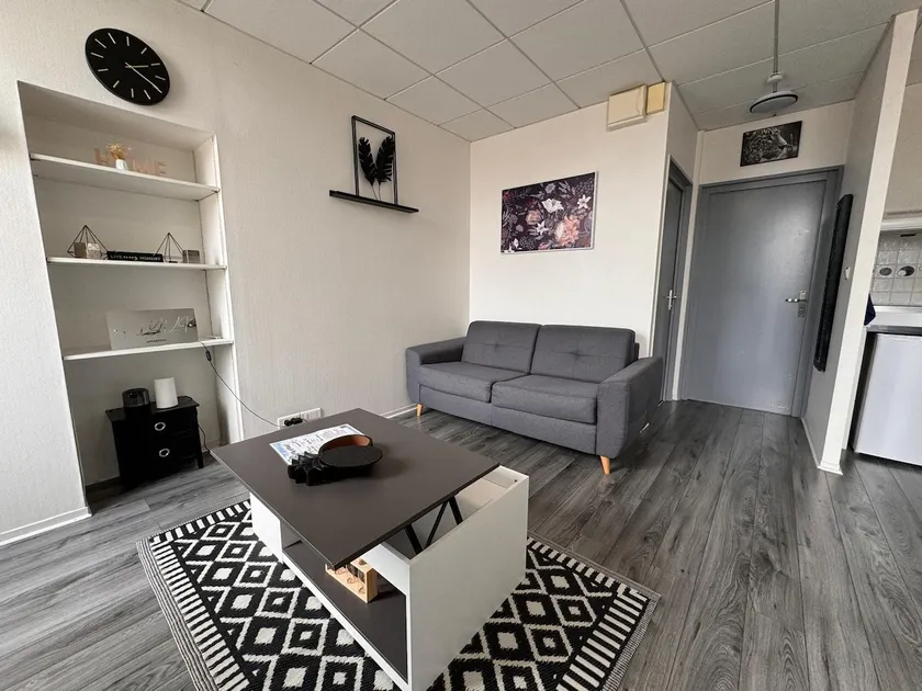 apartment ”myvi” at the cognac center. - Image 1