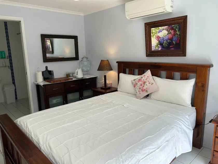Tranquil Stay on North - Image 1