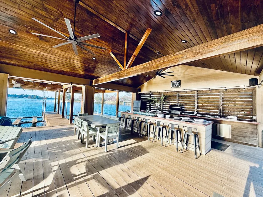 Ultimate Lake Resort Xtravaganza | Lake Conroe - Image 1
