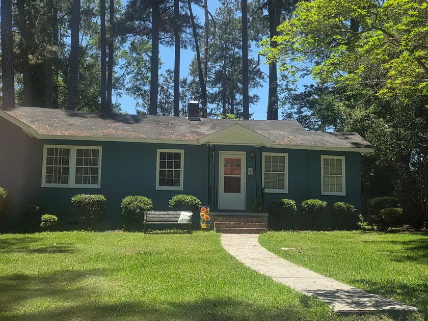 Blue Bird Manor In Orangeburg - Image 1