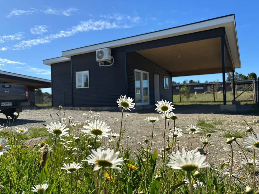 Puerto Varas house with parking - Image 1