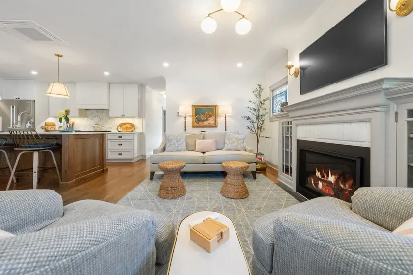 Stunning South Hill Craftsman - Keyless, No Pets - Image 1
