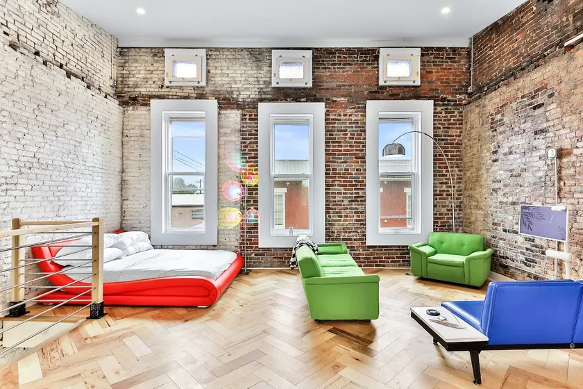 Ideal Location + Futuristic Decor | Galaxy Getaway - Image 1
