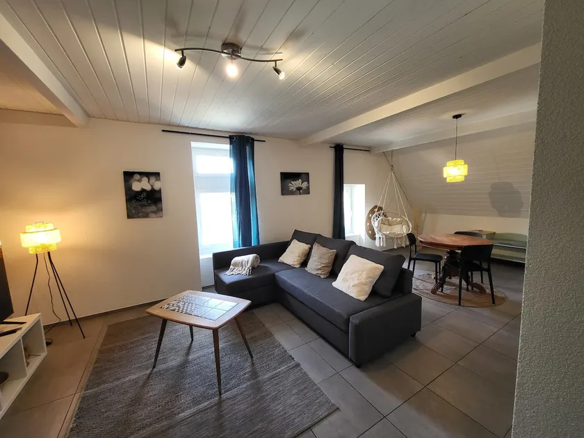 Apartment in the ”3rd suite”, Couvet, Val-de-Travers - Image 1